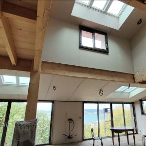 couleurs-de-bois-charpente-bois-menuiserie-689da3333a567