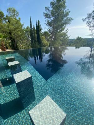 piscine-eo-68bd8d56870b3