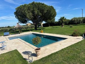 azur-composites-piscines-sonerem-6a501efebebd5