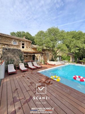 scanzi-piscines-6a5024a01c7a0